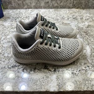 Nobull Suede Trailer W7.5 M6